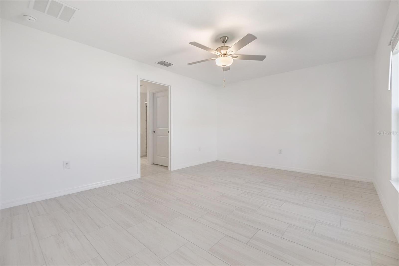 11099 FLOURISH DR, LAND O LAKES, FL, 34637