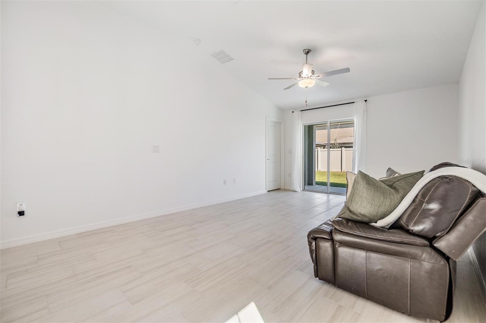 11099 FLOURISH DR, LAND O LAKES, FL, 34637