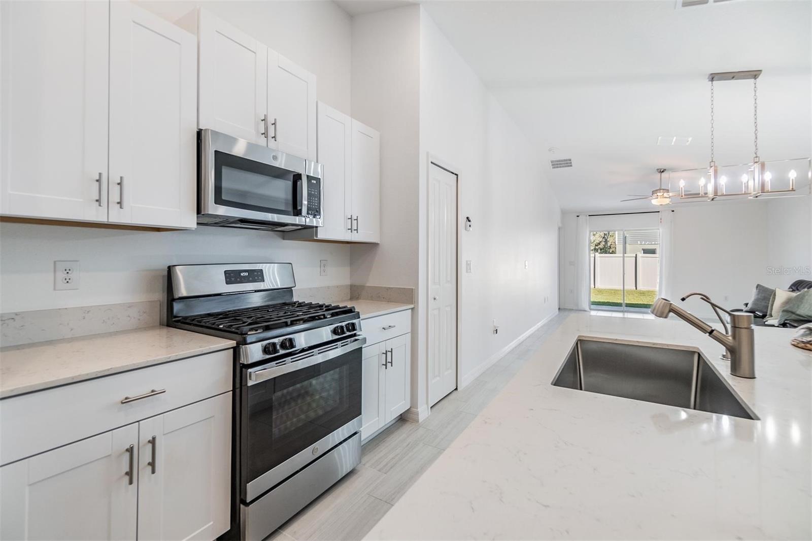 11099 FLOURISH DR, LAND O LAKES, FL, 34637