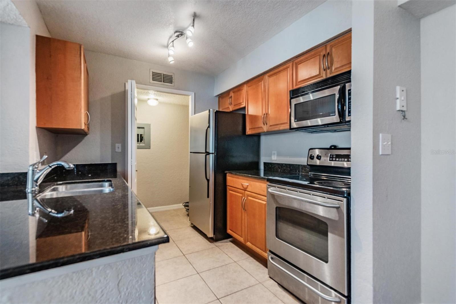 3270 HAVILAND CT #101, PALM HARBOR, FL, 34684