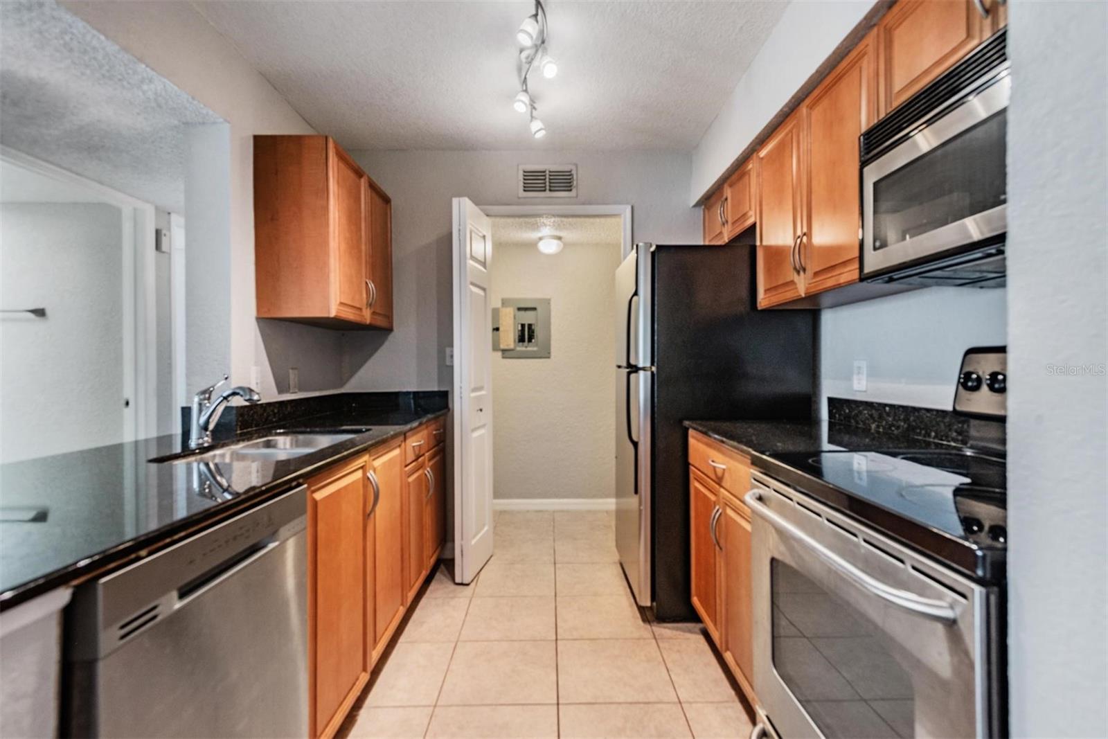 3270 HAVILAND CT #101, PALM HARBOR, FL, 34684