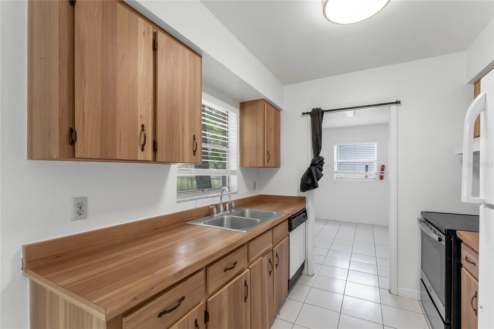 330 LITTLE ROCK ST, OCOEE, FL, 34761