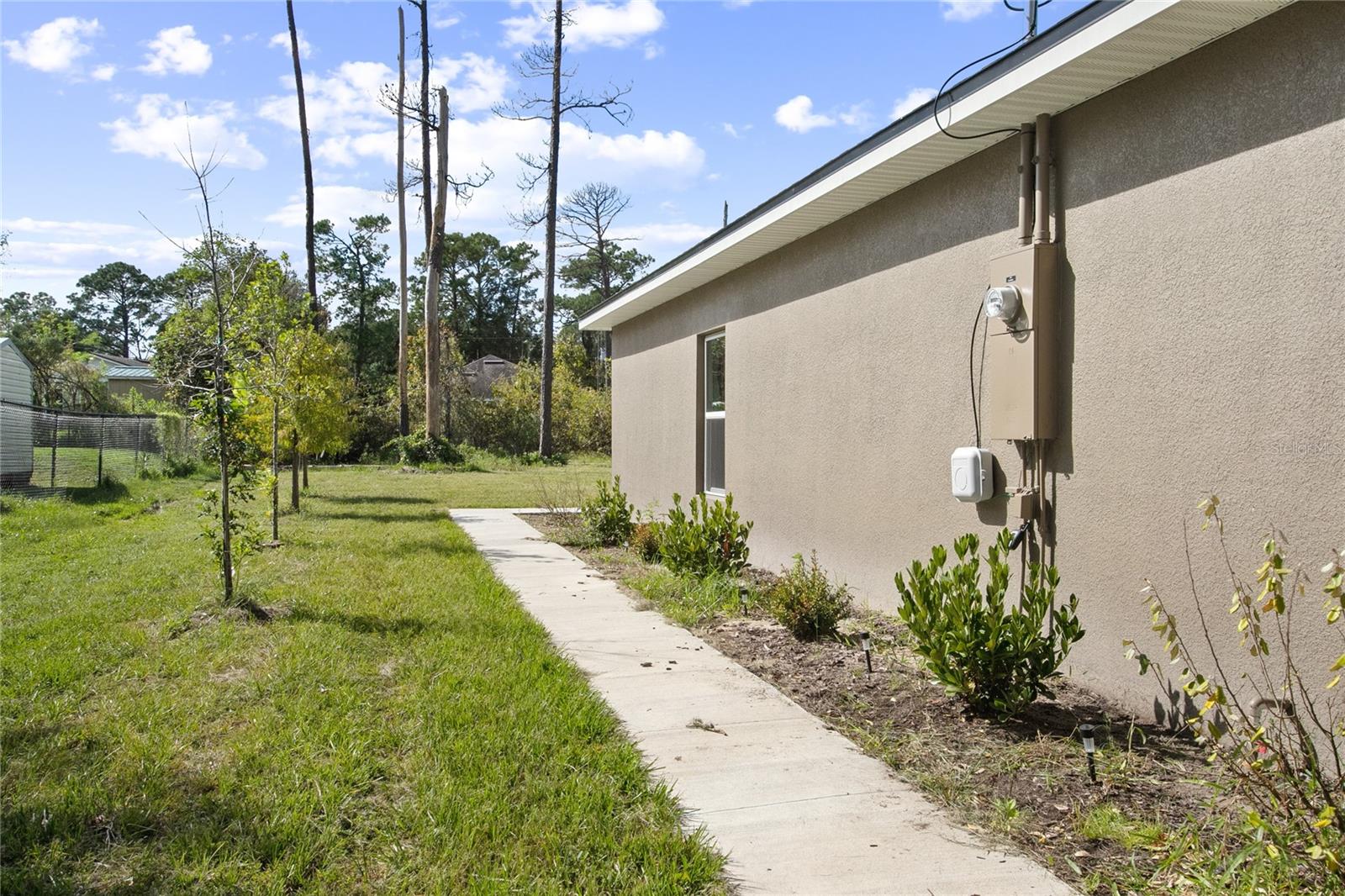 2126 7TH AVE, DELAND, FL, 32724