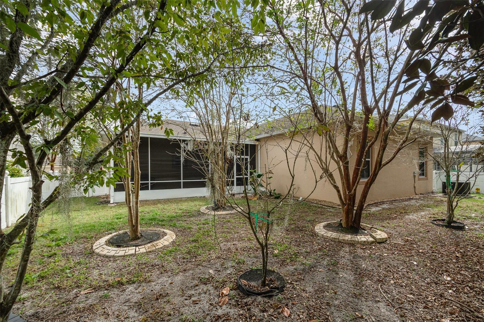 203 W FIESTA KEY LOOP, DELAND, FL, 32720