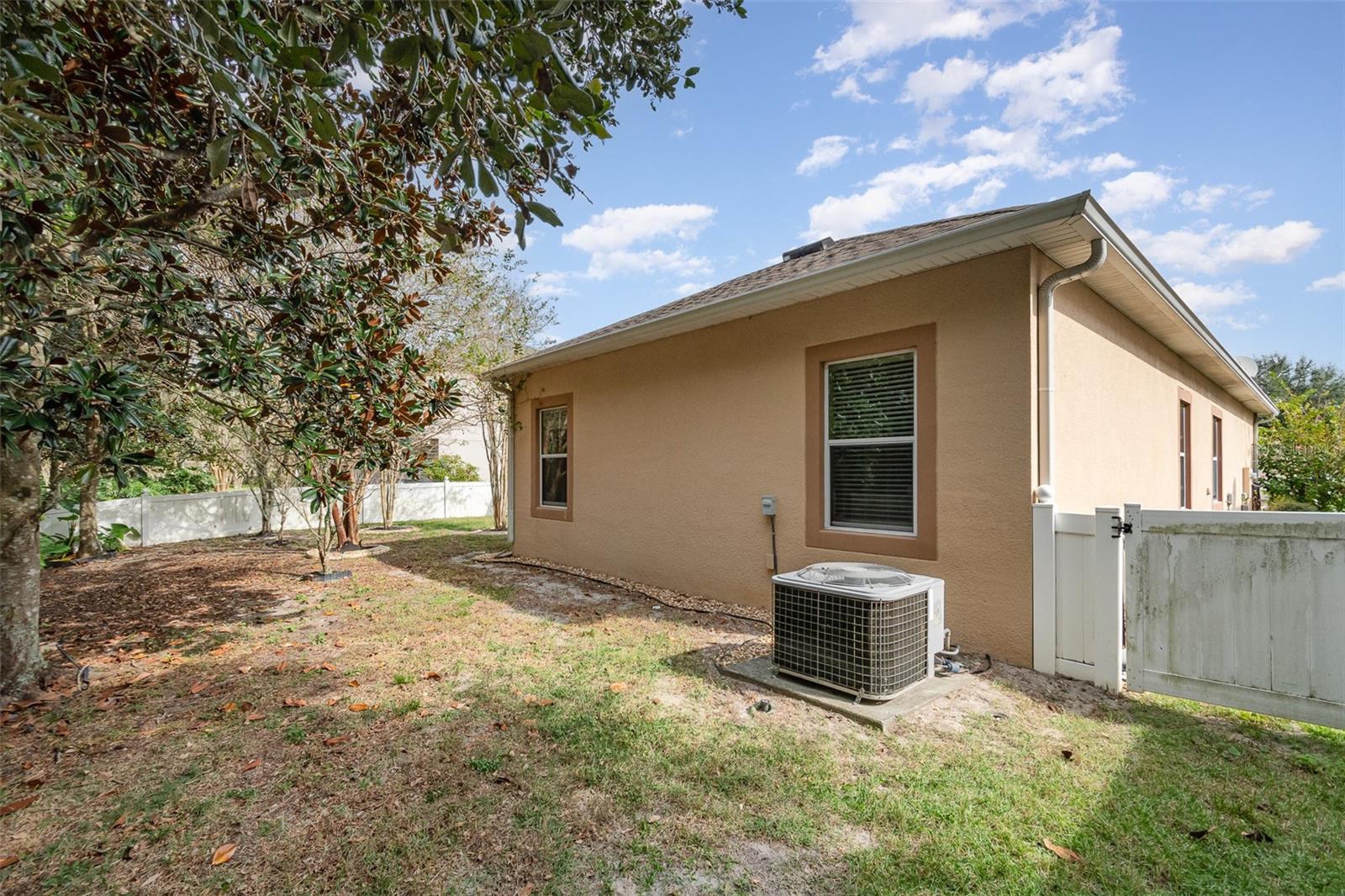 203 W FIESTA KEY LOOP, DELAND, FL, 32720