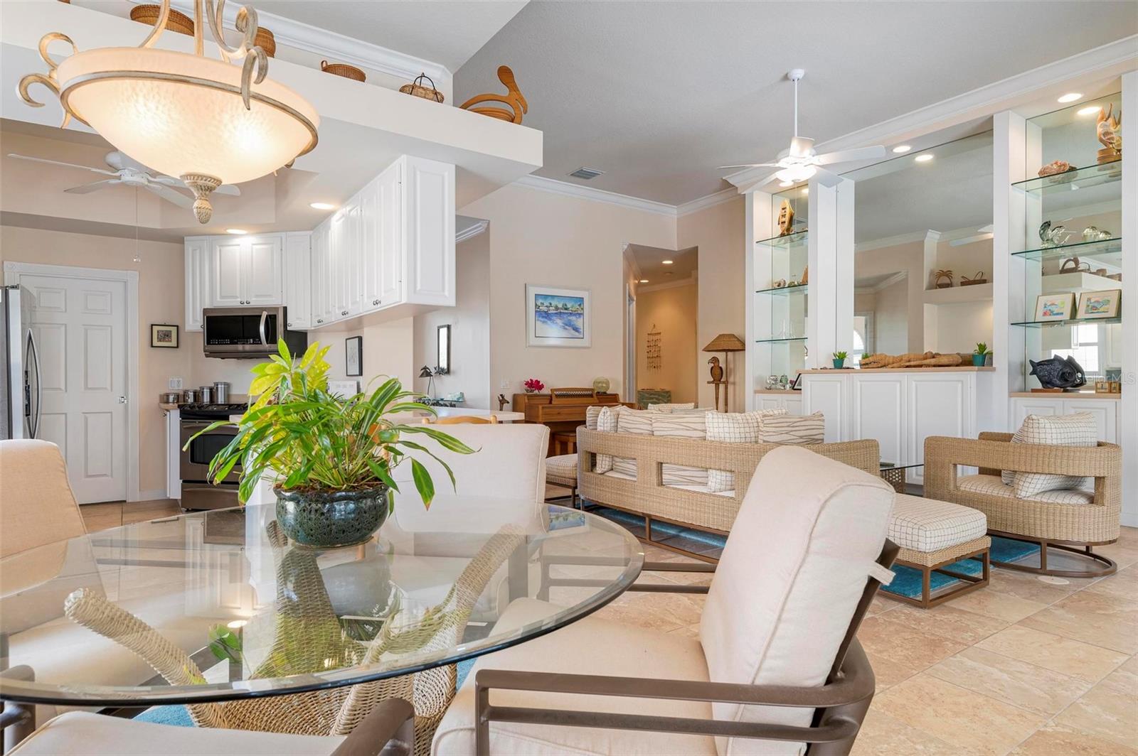 5814 BENEVENTO DR, SARASOTA, FL, 34238