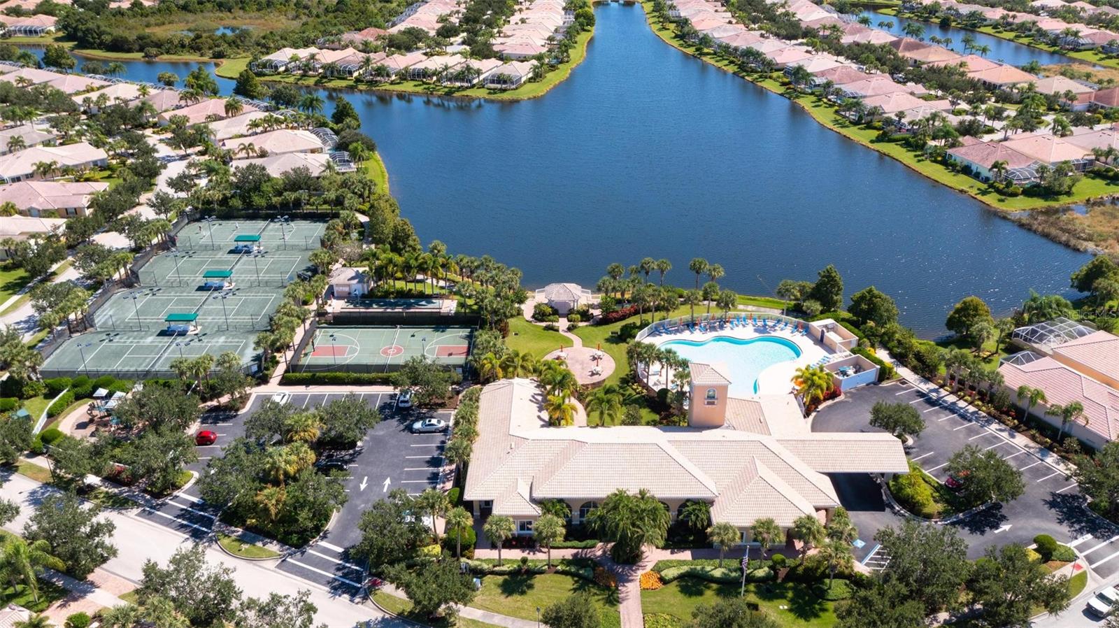 5814 BENEVENTO DR, SARASOTA, FL, 34238