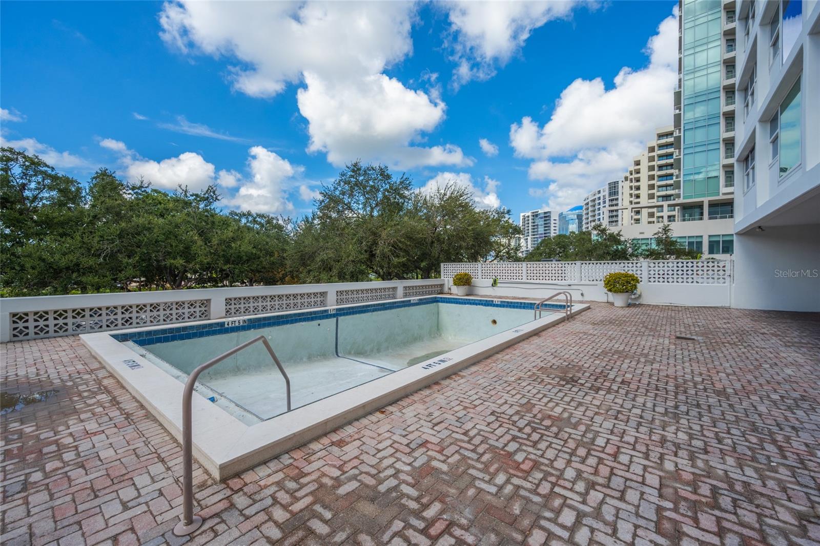 33 S GULFSTREAM AVE #1007, SARASOTA, FL, 34236