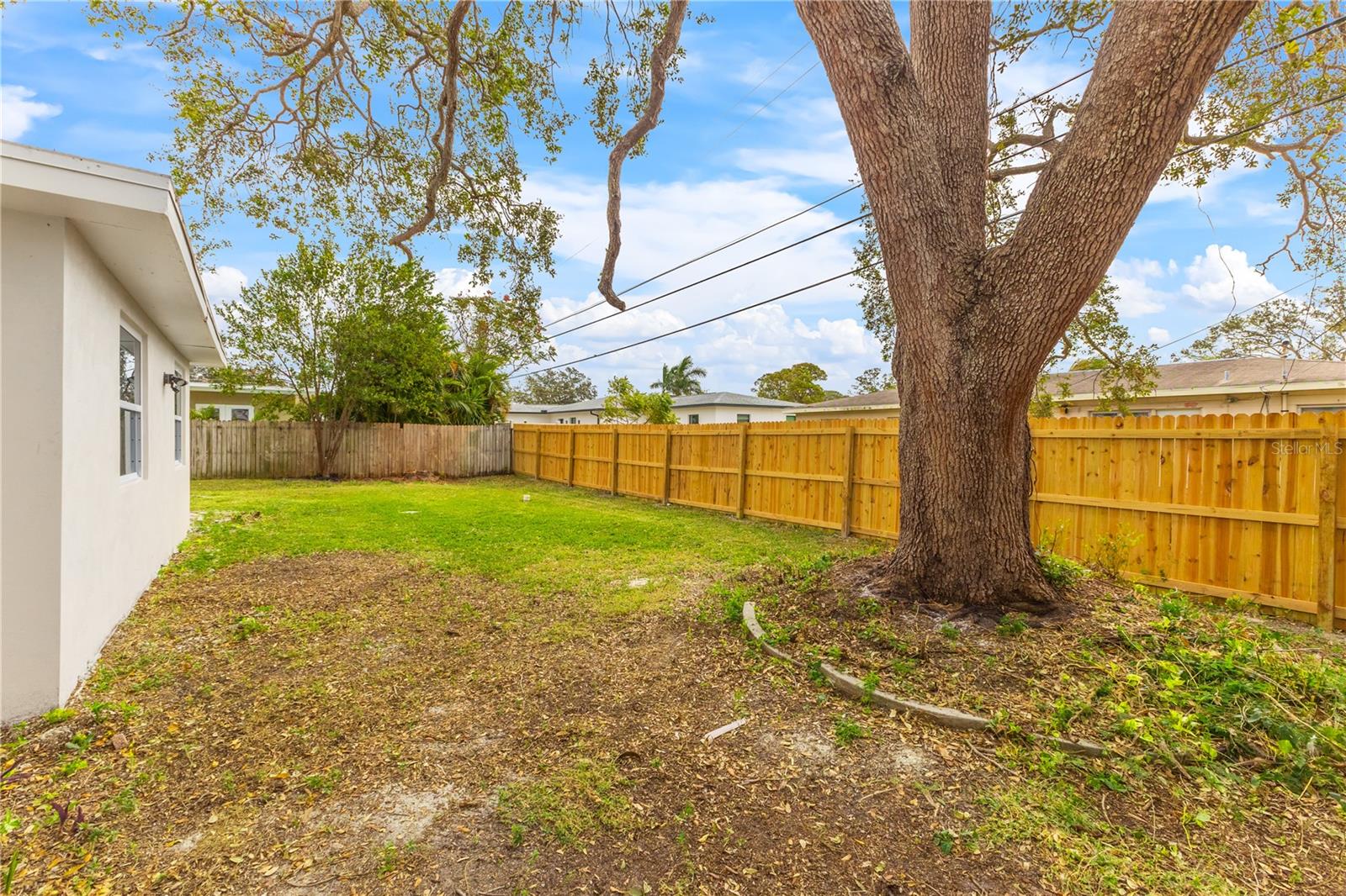 5250 24TH TER N, ST PETERSBURG, FL, 33710