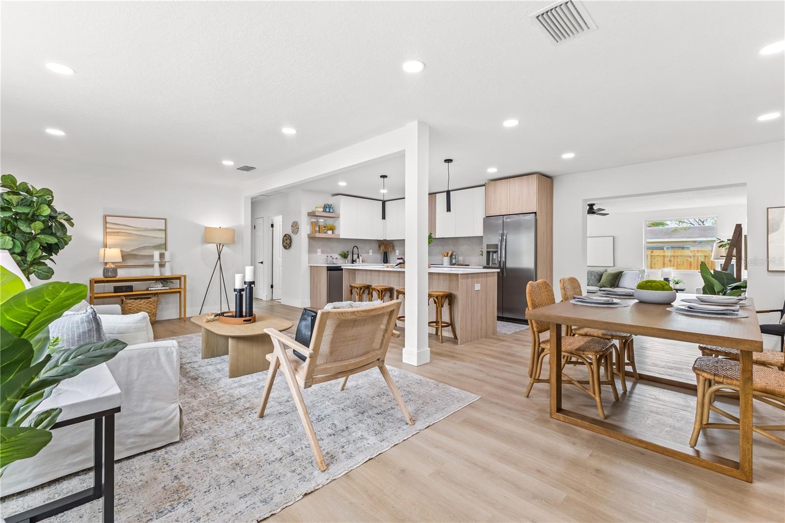 5250 24TH TER N, ST PETERSBURG, FL, 33710
