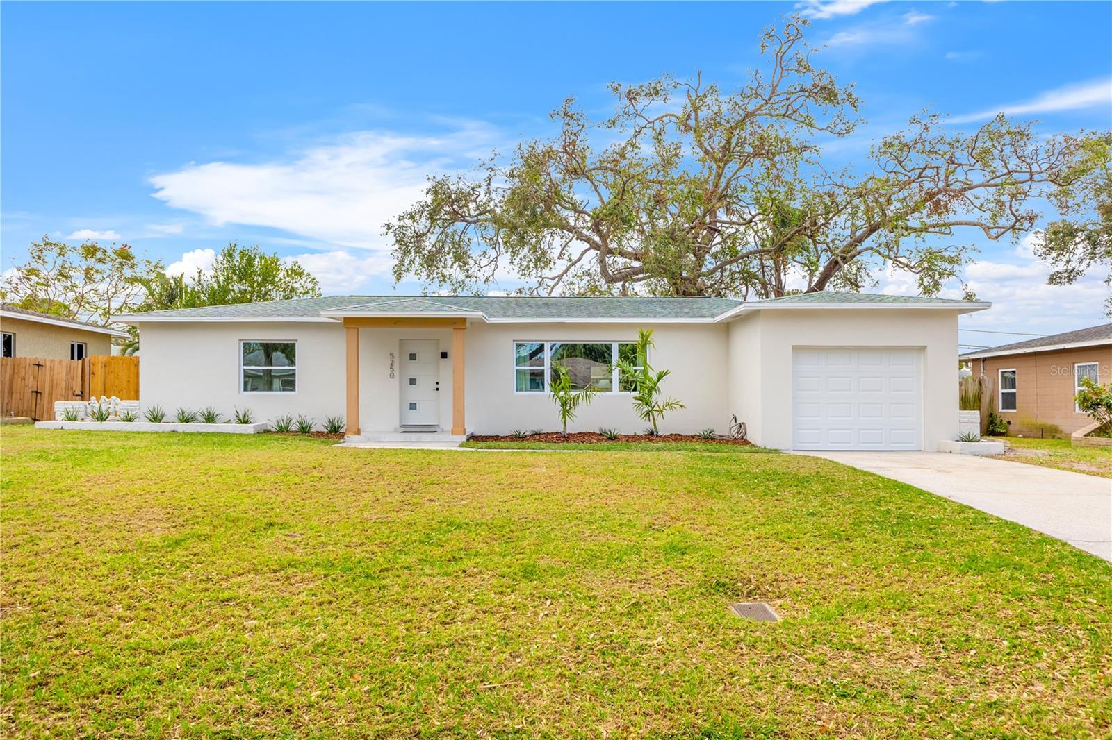 5250 24TH TER N, ST PETERSBURG, FL, 33710
