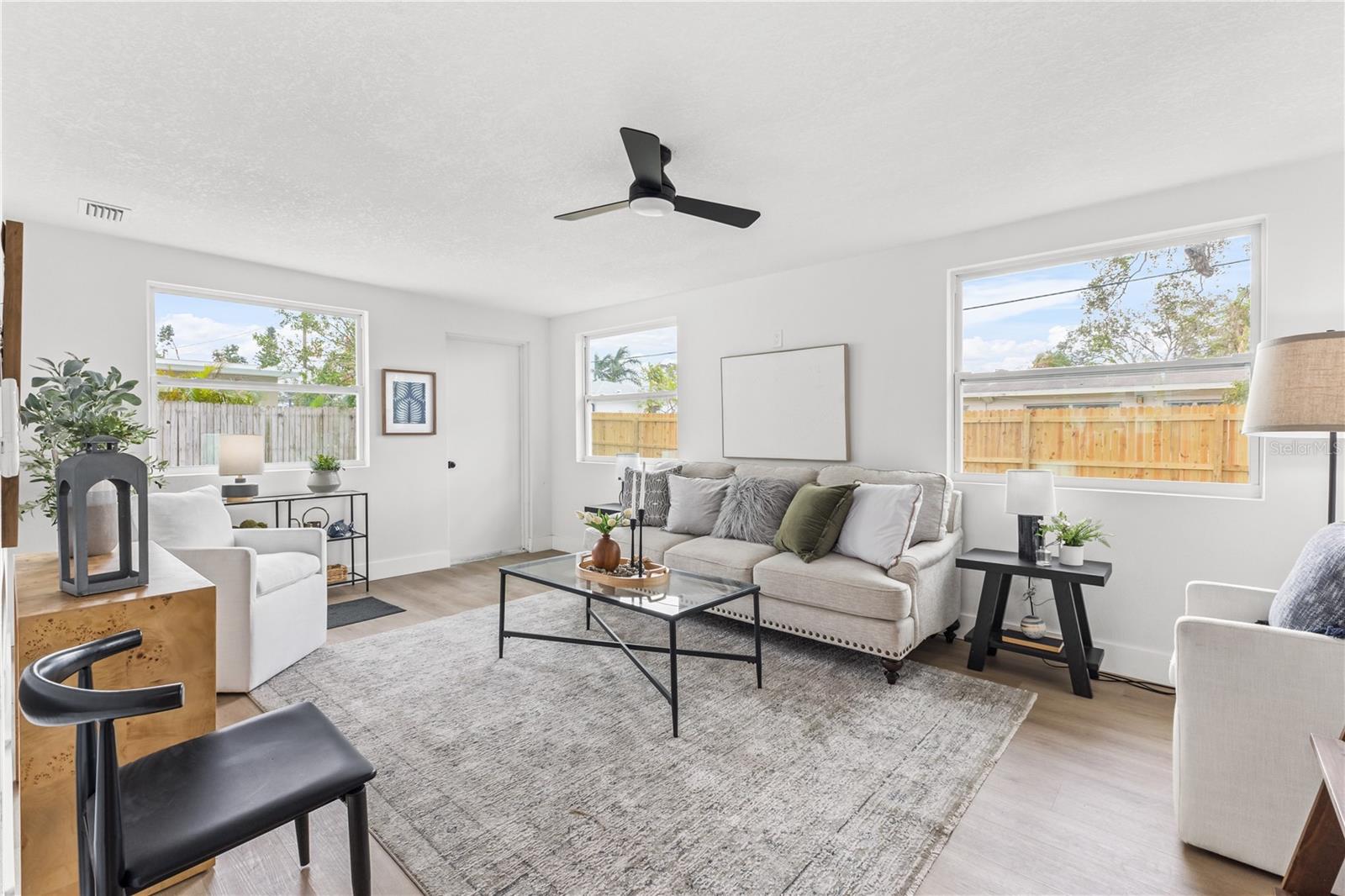 5250 24TH TER N, ST PETERSBURG, FL, 33710