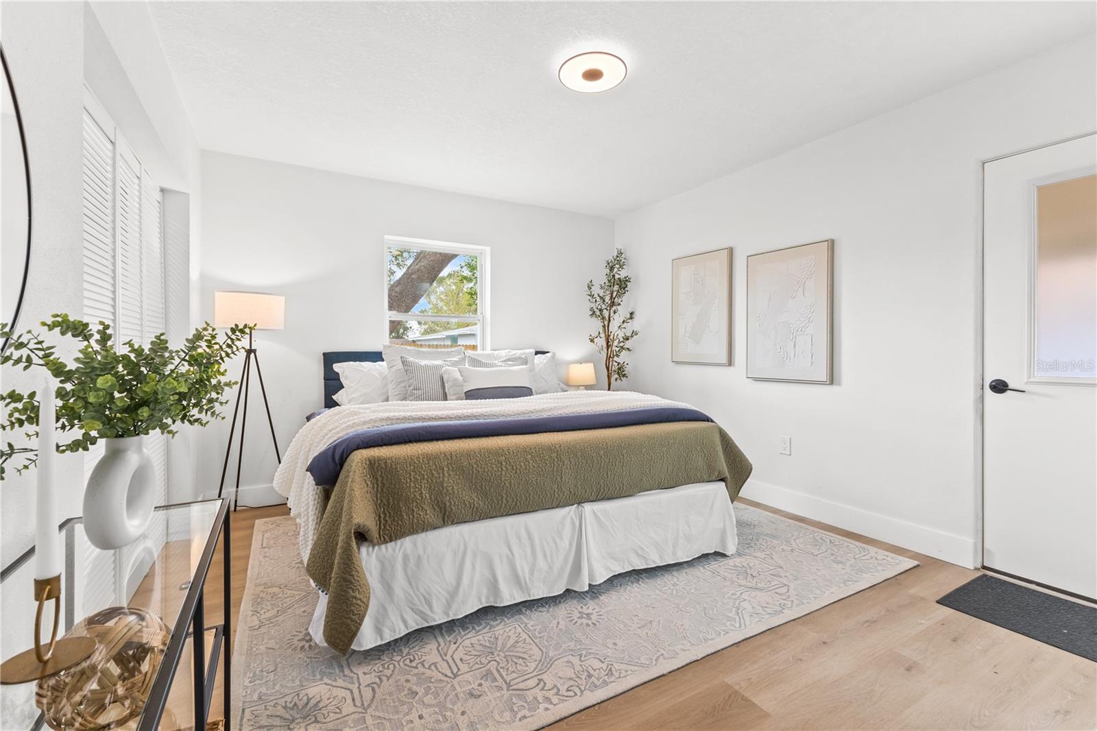 5250 24TH TER N, ST PETERSBURG, FL, 33710