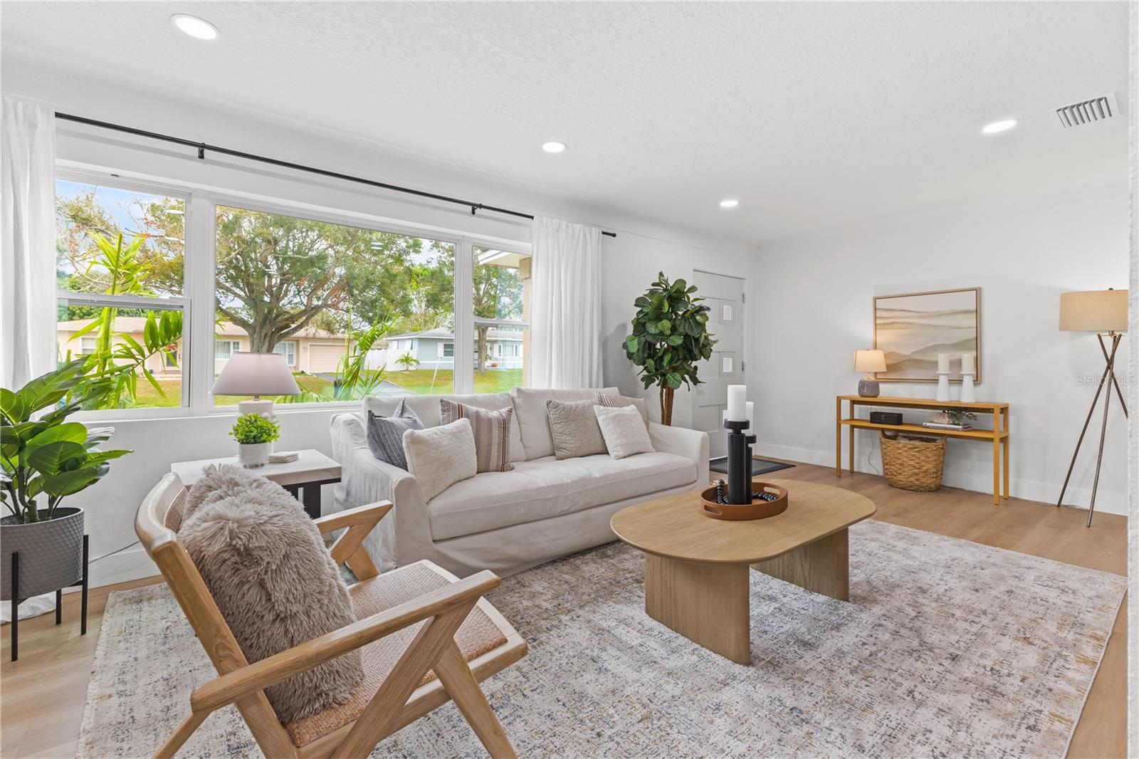 5250 24TH TER N, ST PETERSBURG, FL, 33710