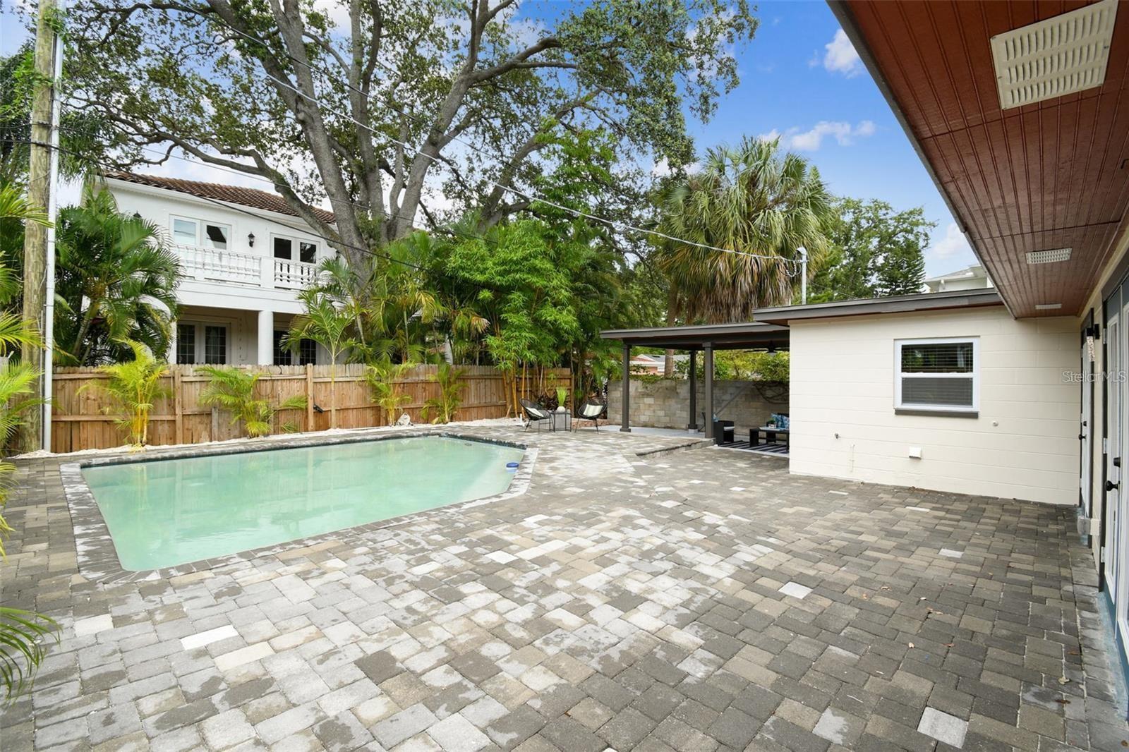 509 E DAVIS BLVD, TAMPA, FL, 33606