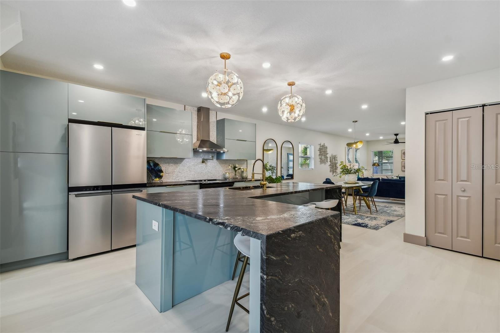 509 E DAVIS BLVD, TAMPA, FL, 33606