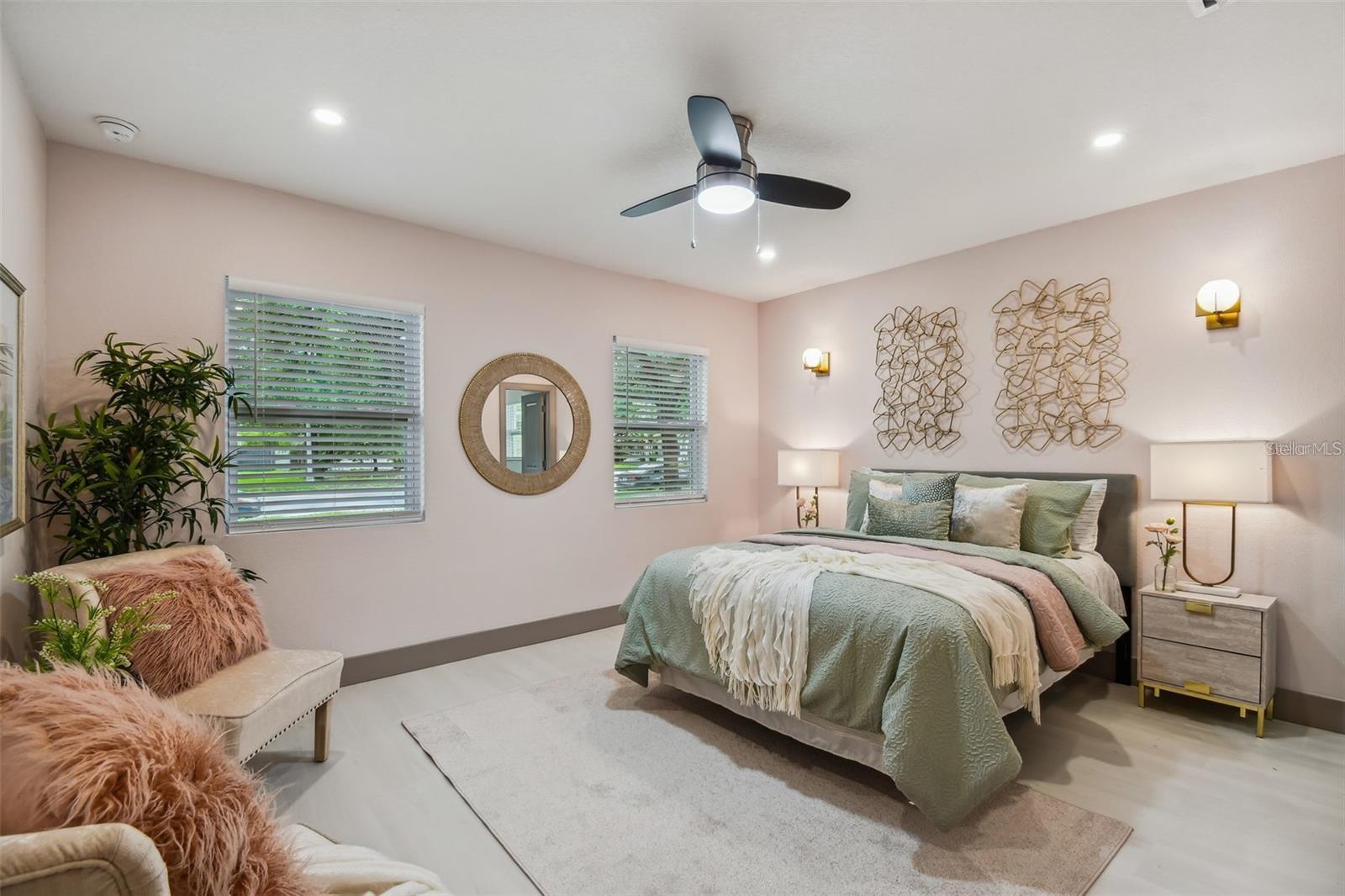509 E DAVIS BLVD, TAMPA, FL, 33606