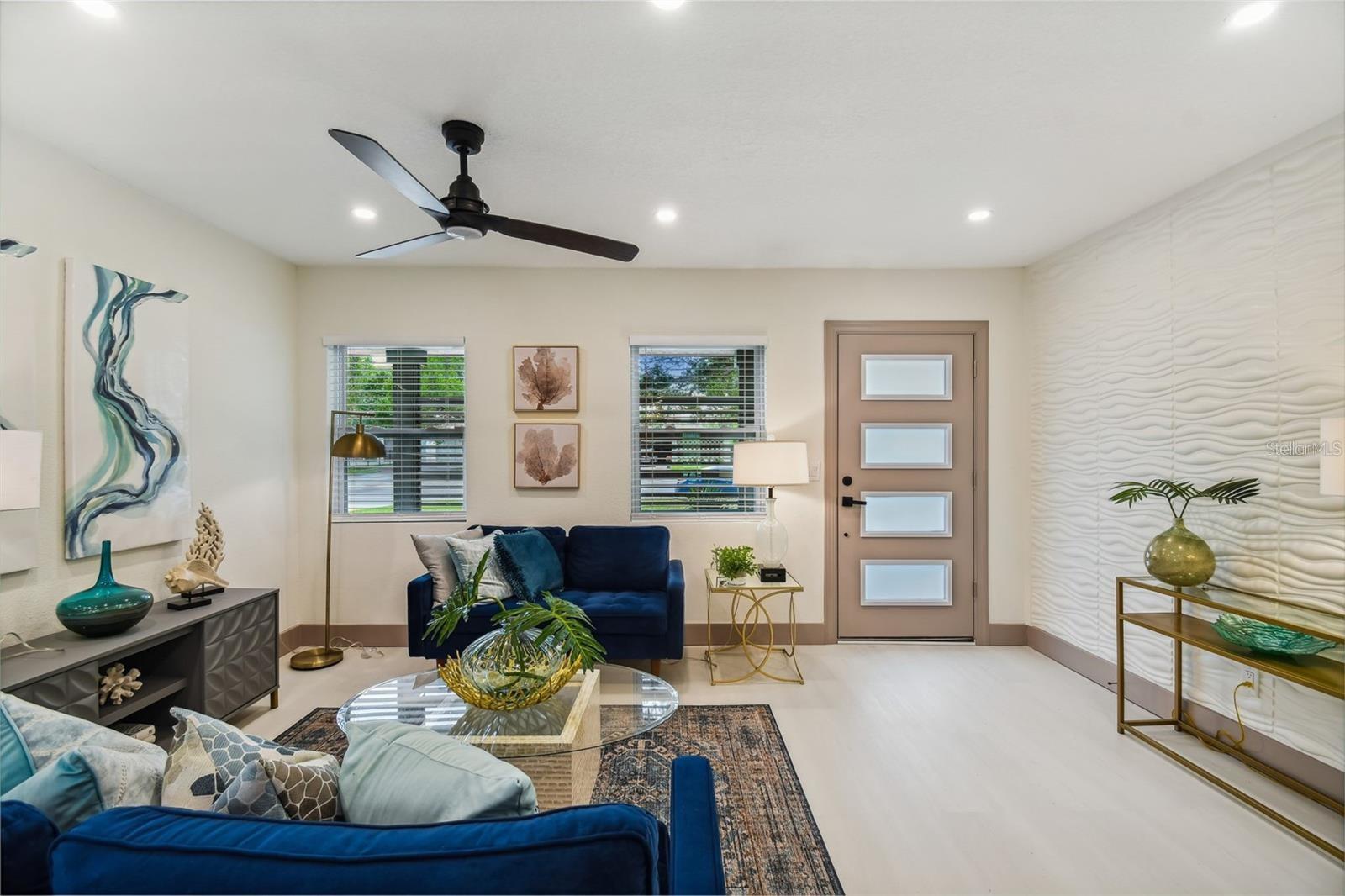 509 E DAVIS BLVD, TAMPA, FL, 33606