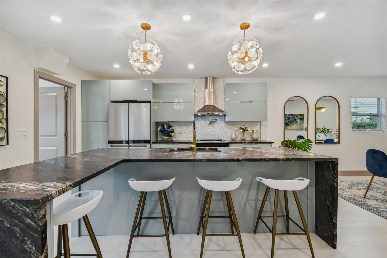 509 E DAVIS BLVD, TAMPA, FL, 33606