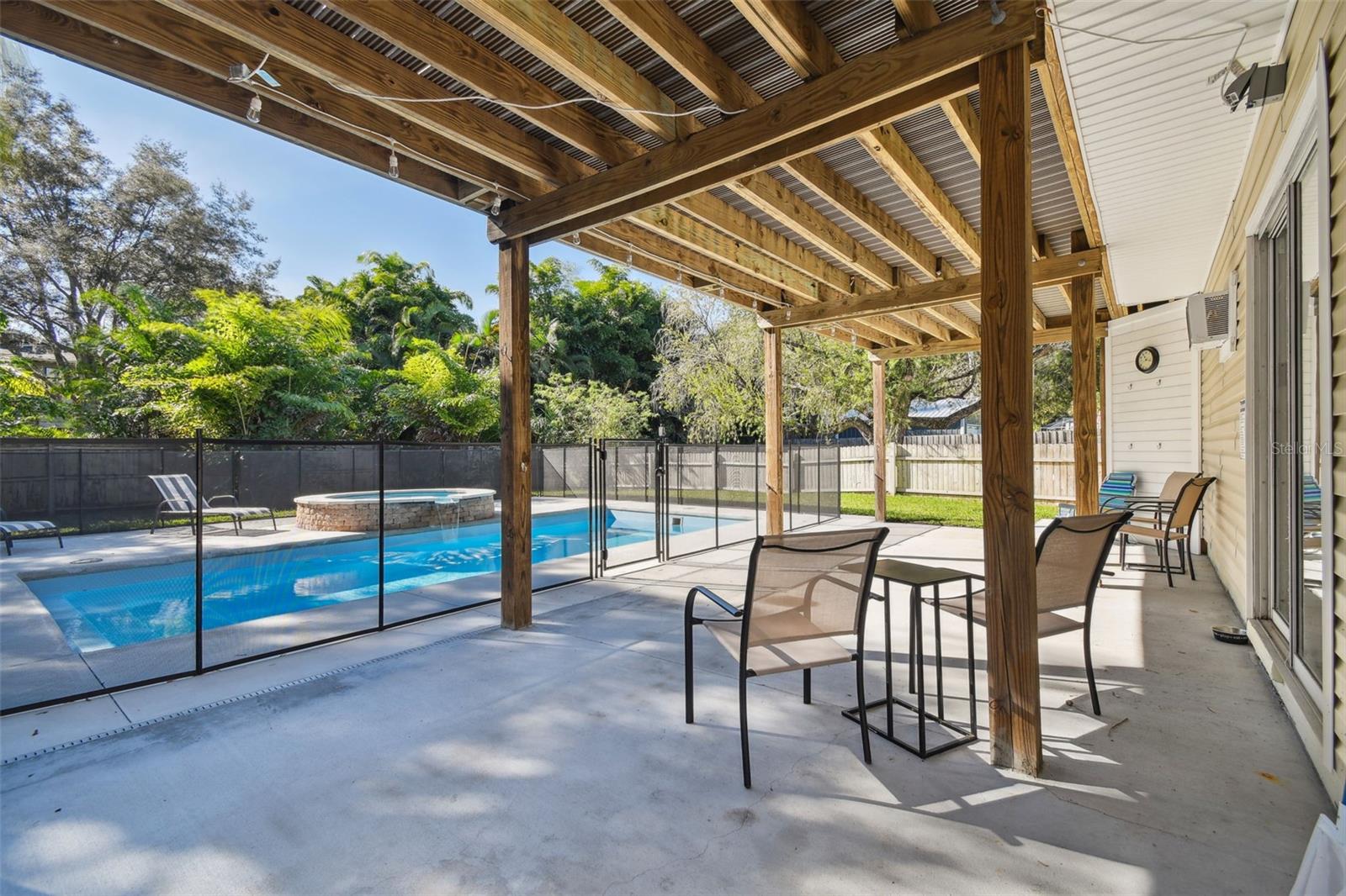 313 CRYSTAL BEACH AVE, CRYSTAL BEACH, FL, 34681
