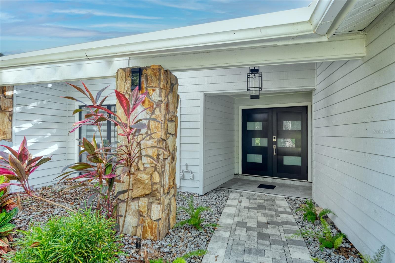 2007 MAGDALENE MANOR DR, TAMPA, FL, 33613