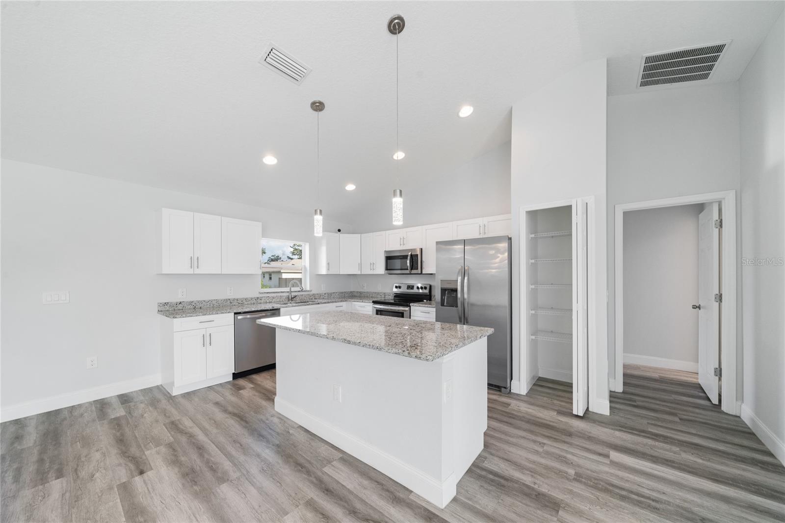 4695 SW 158TH STREET RD, OCALA, FL, 34473