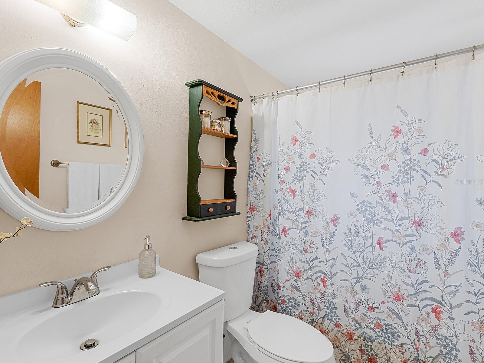 230 E FRAY ST, ENGLEWOOD, FL, 34223