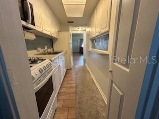 TB8311361 Property Photo