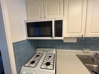 TB8311361 Property Photo