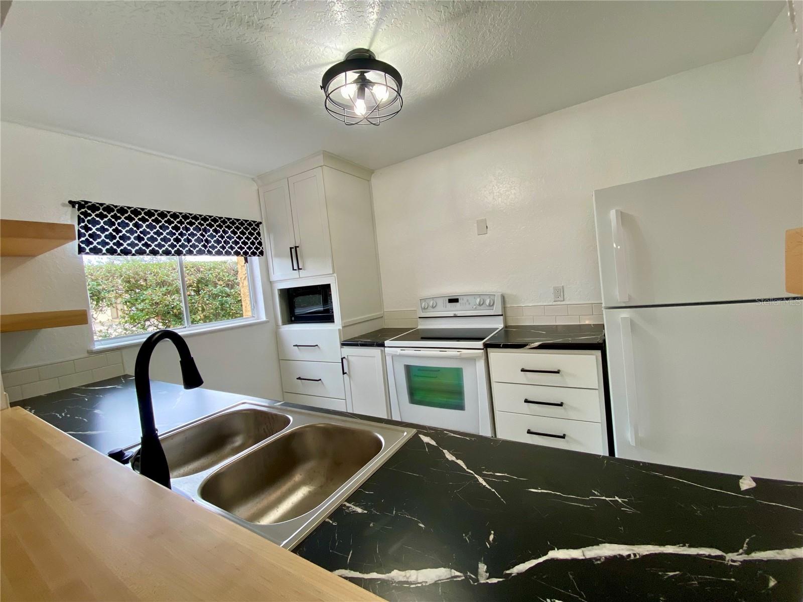 1951 TOUCAN WAY #210, SARASOTA, FL, 34232