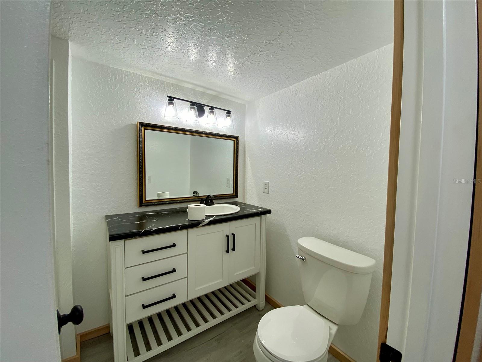 1951 TOUCAN WAY #210, SARASOTA, FL, 34232