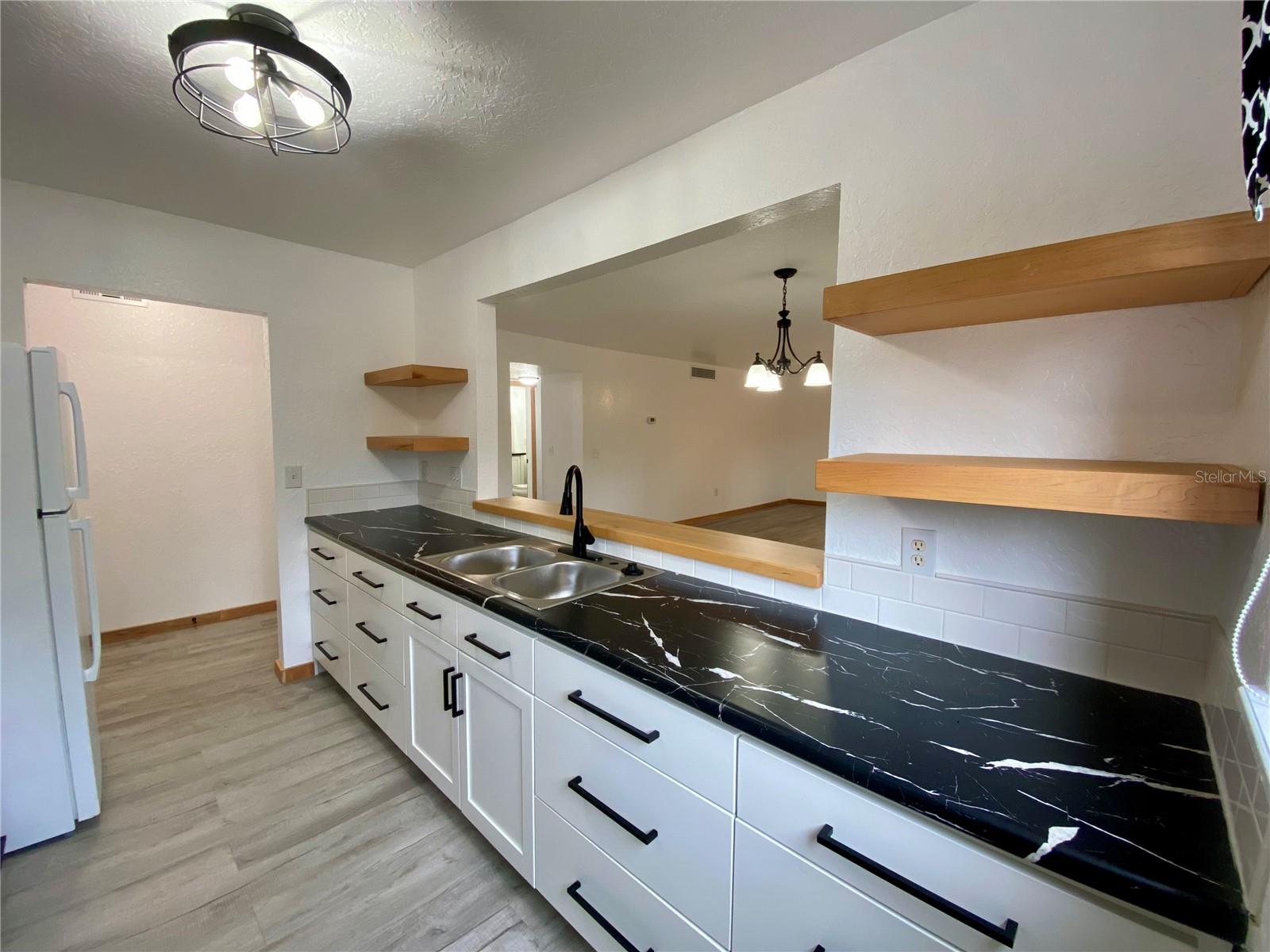 1951 TOUCAN WAY #210, SARASOTA, FL, 34232