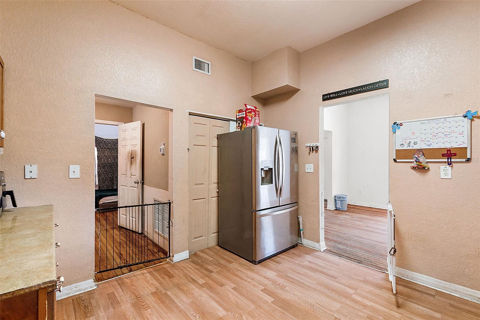 237 E WOODWARD AVE, EUSTIS, FL, 32726