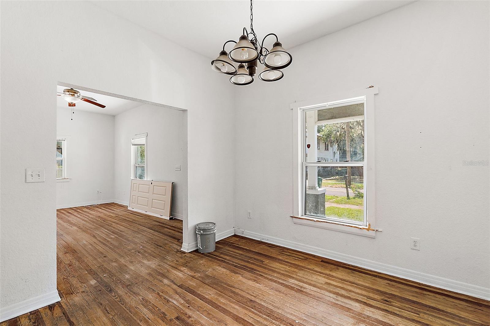 237 E WOODWARD AVE, EUSTIS, FL, 32726