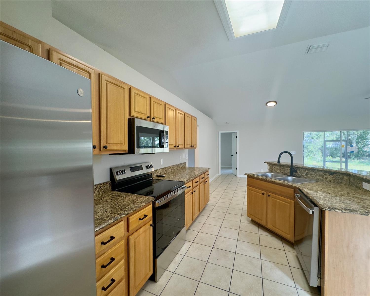 2718 MAJESTIC OAKS CT, PLANT CITY, FL, 33566