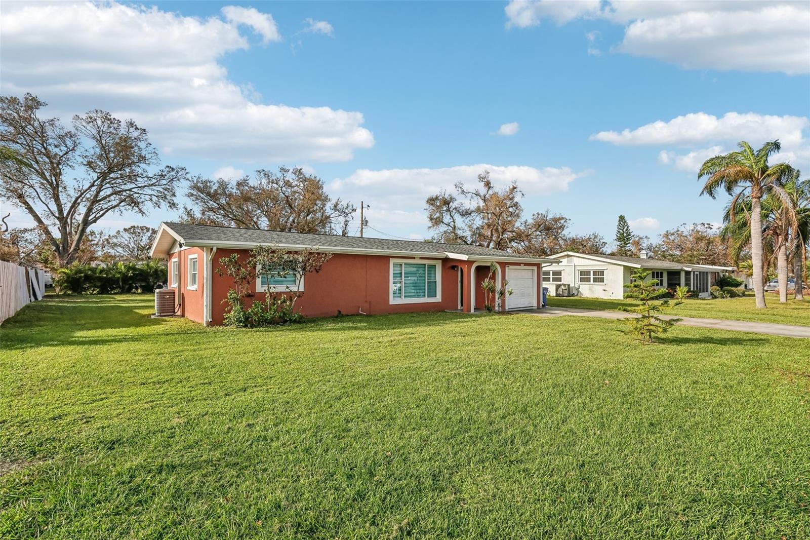 1217 CYPRESS AVE, VENICE, FL, 34285