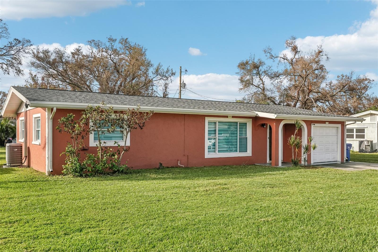 1217 CYPRESS AVE, VENICE, FL, 34285