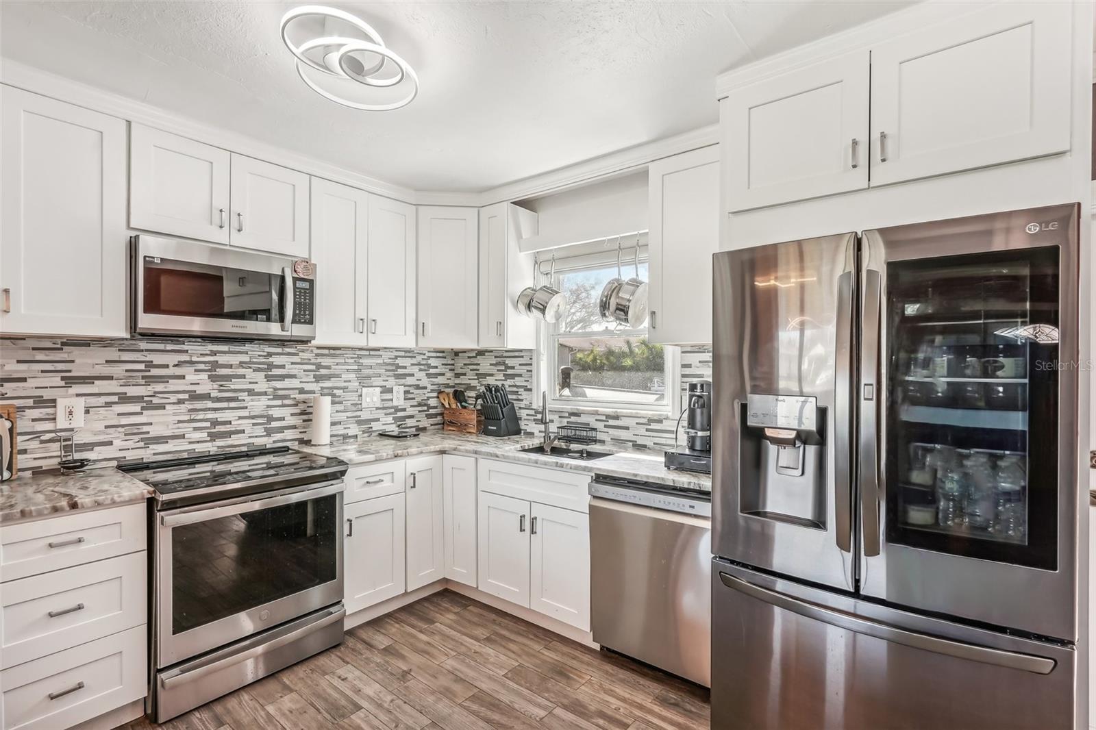 1217 CYPRESS AVE, VENICE, FL, 34285
