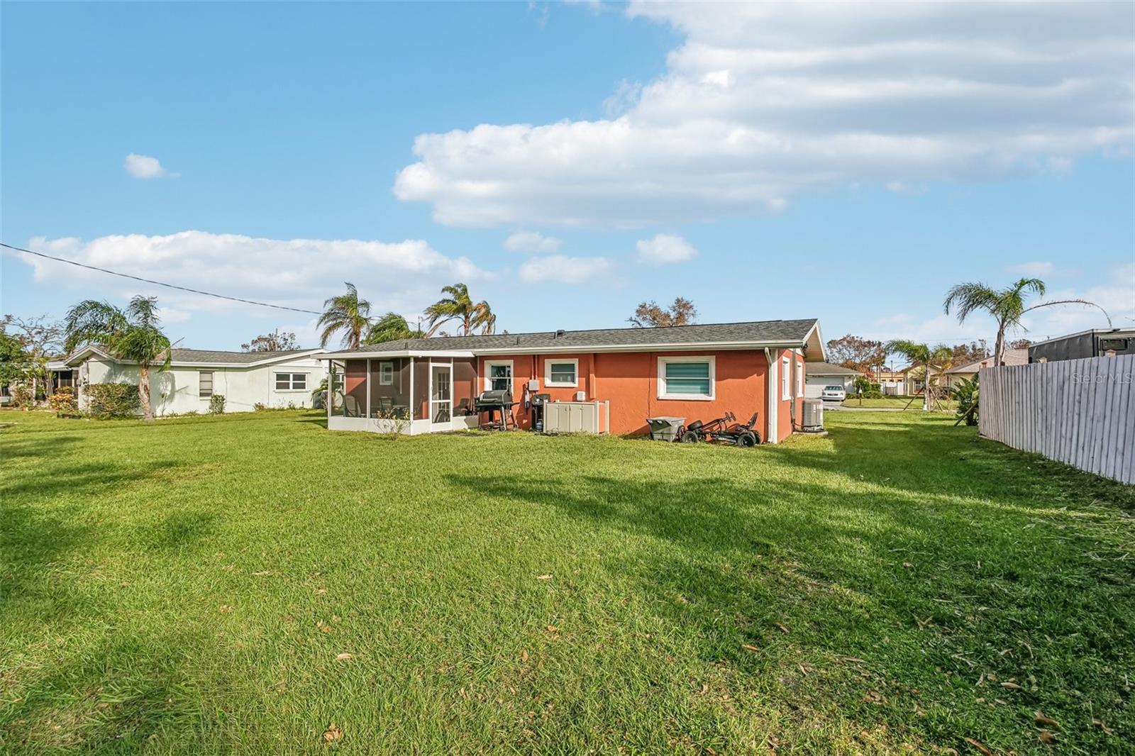 1217 CYPRESS AVE, VENICE, FL, 34285