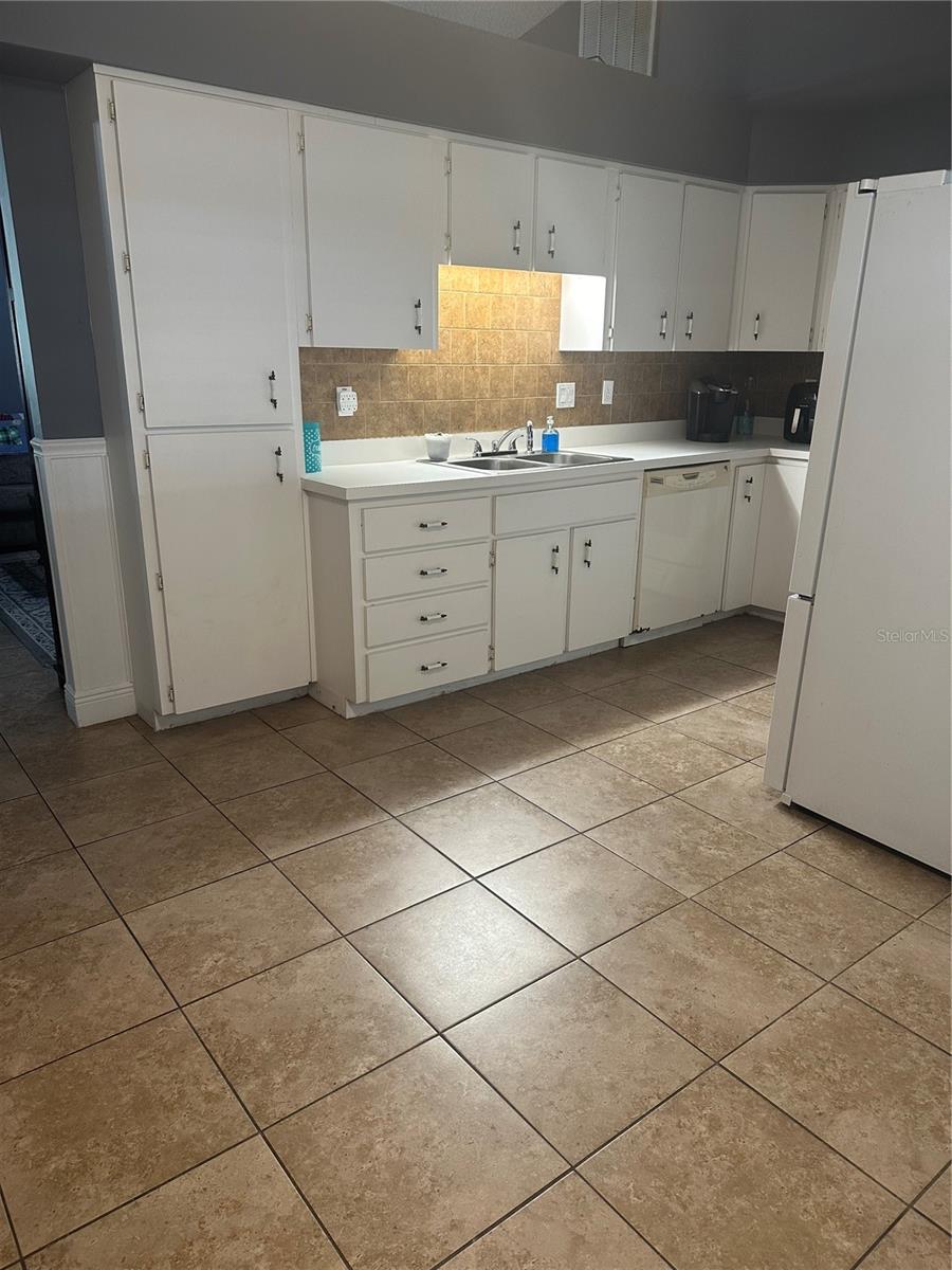 192 VILLA CITY RD, GROVELAND, FL, 34736