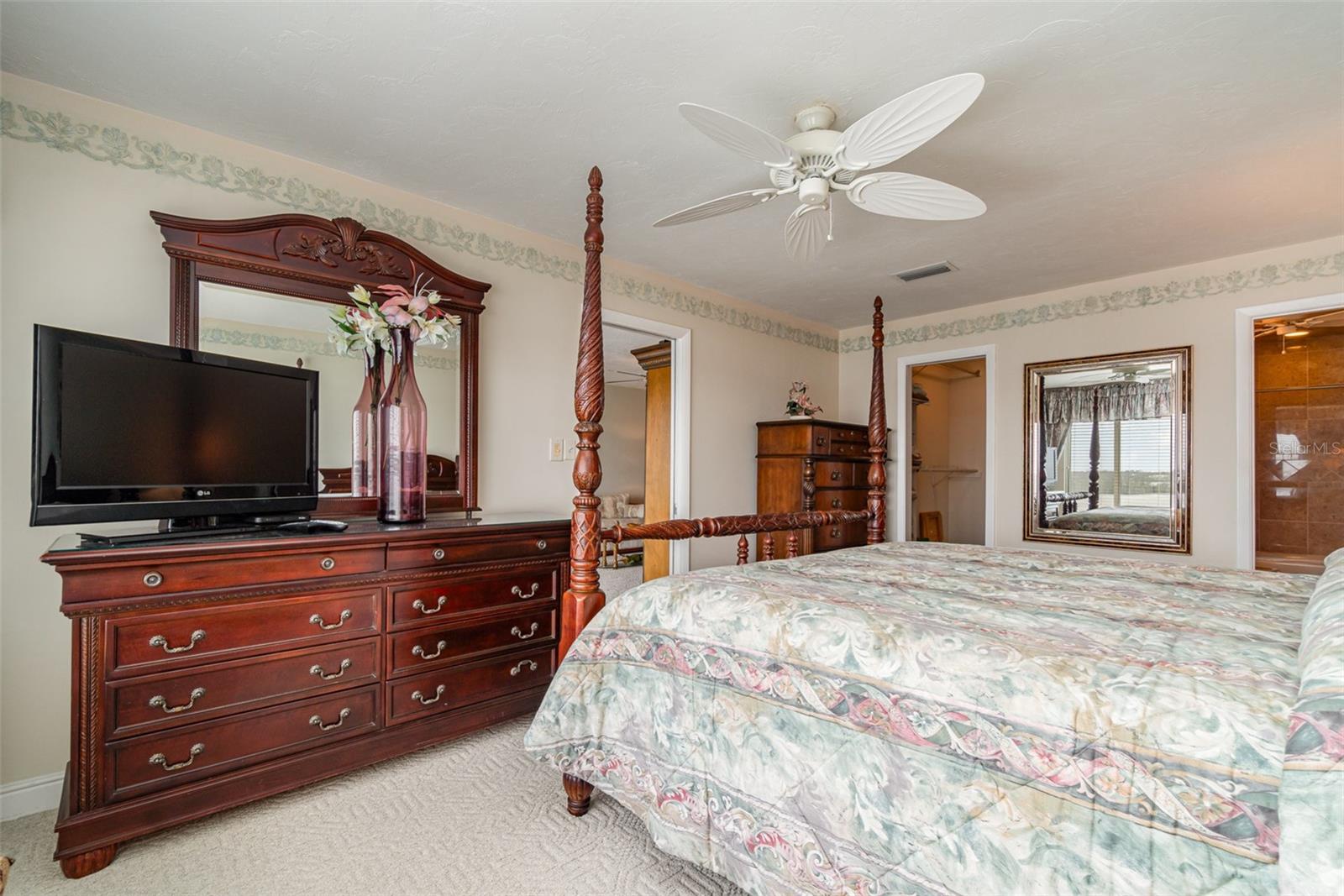 9011 MIDNIGHT PASS RD #329, SARASOTA, FL, 34242