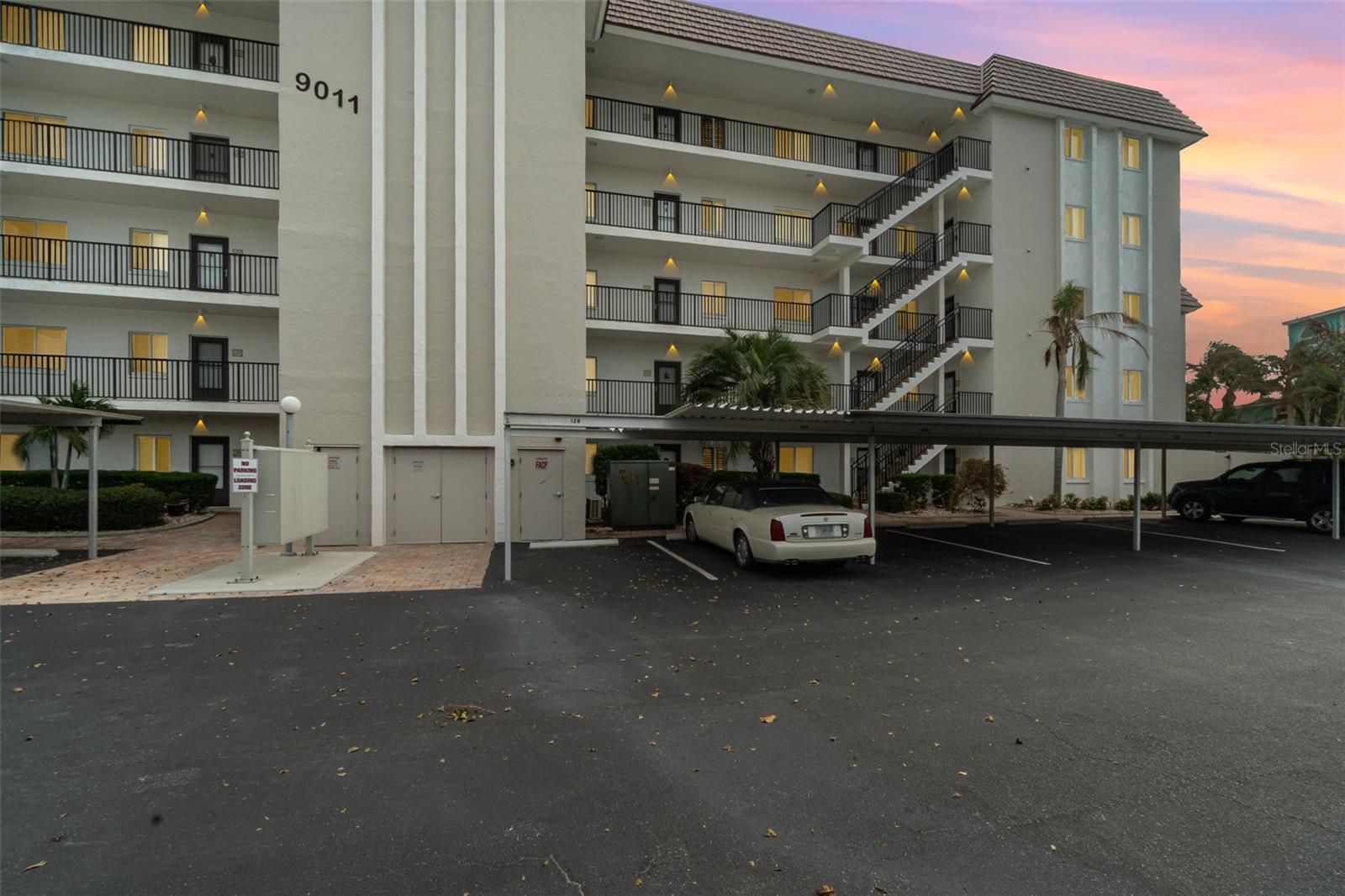9011 MIDNIGHT PASS RD #329, SARASOTA, FL, 34242
