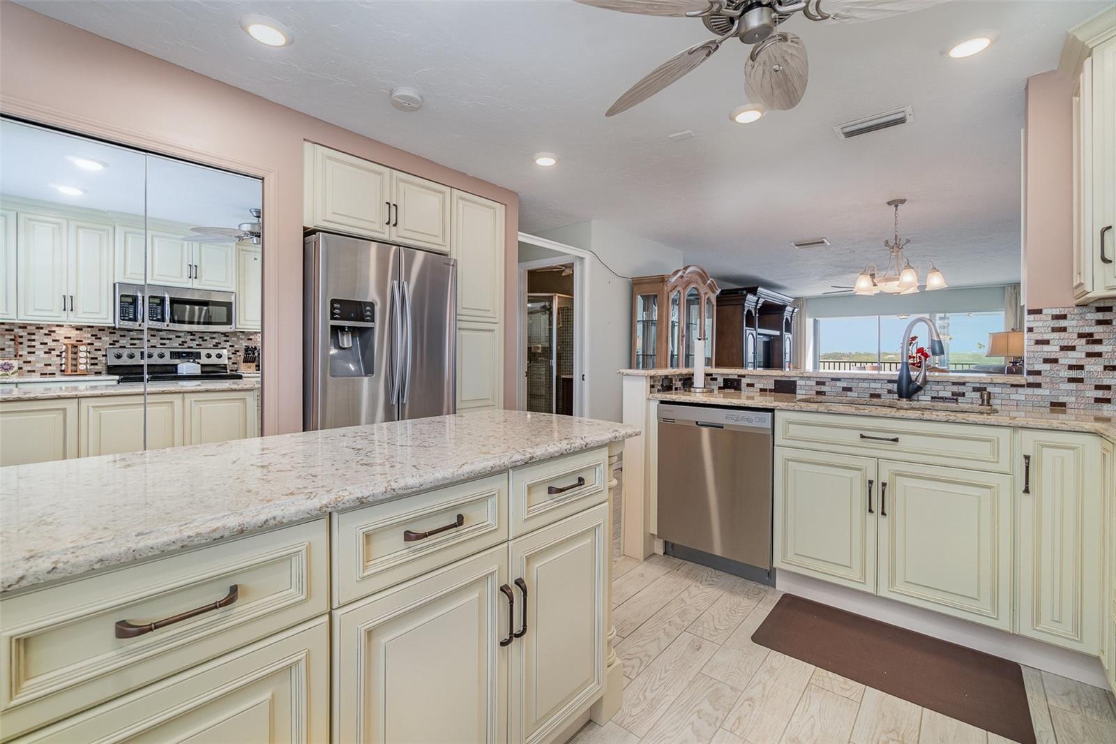 9011 MIDNIGHT PASS RD #329, SARASOTA, FL, 34242