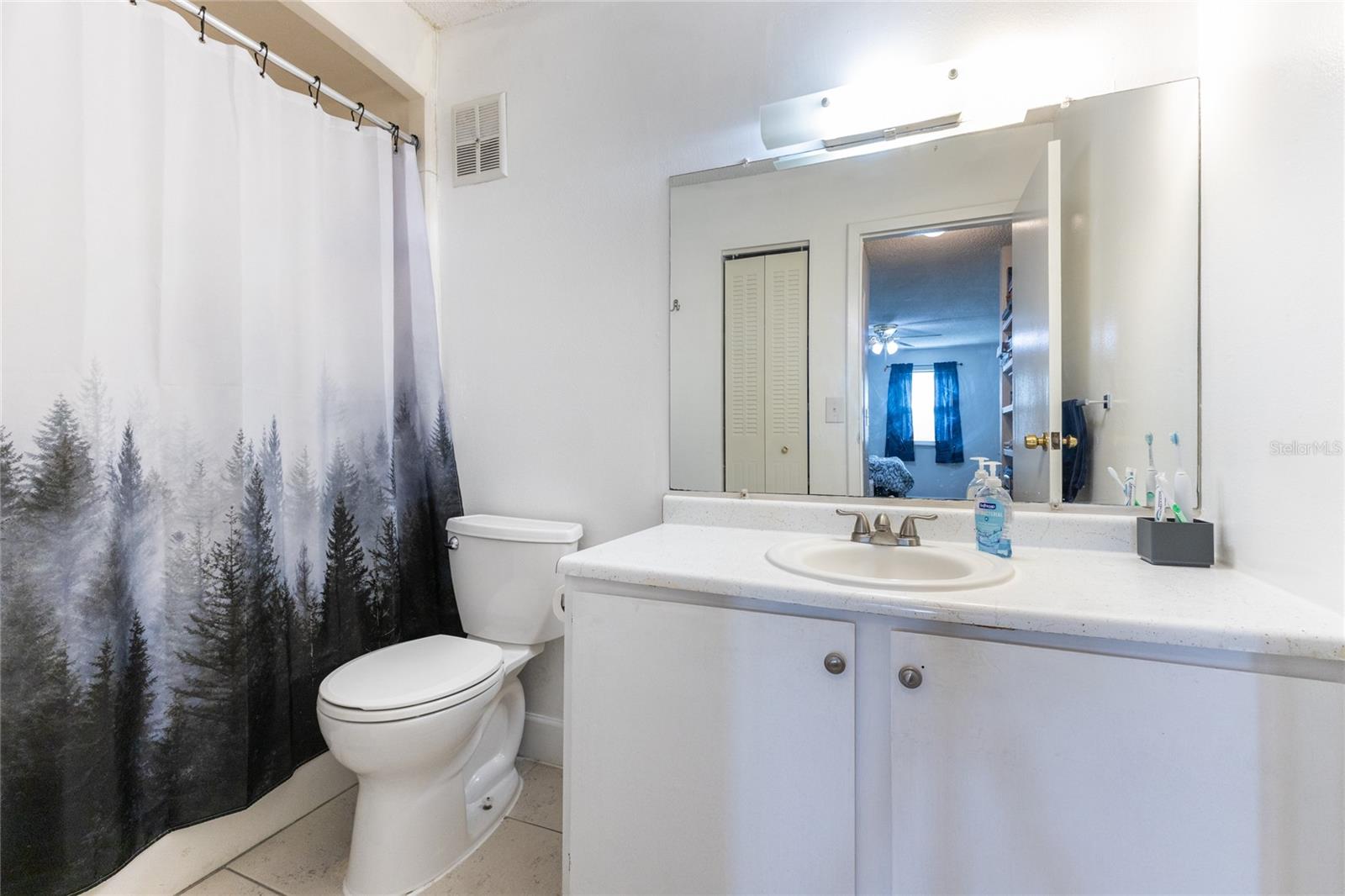 GC525669 Property Photo