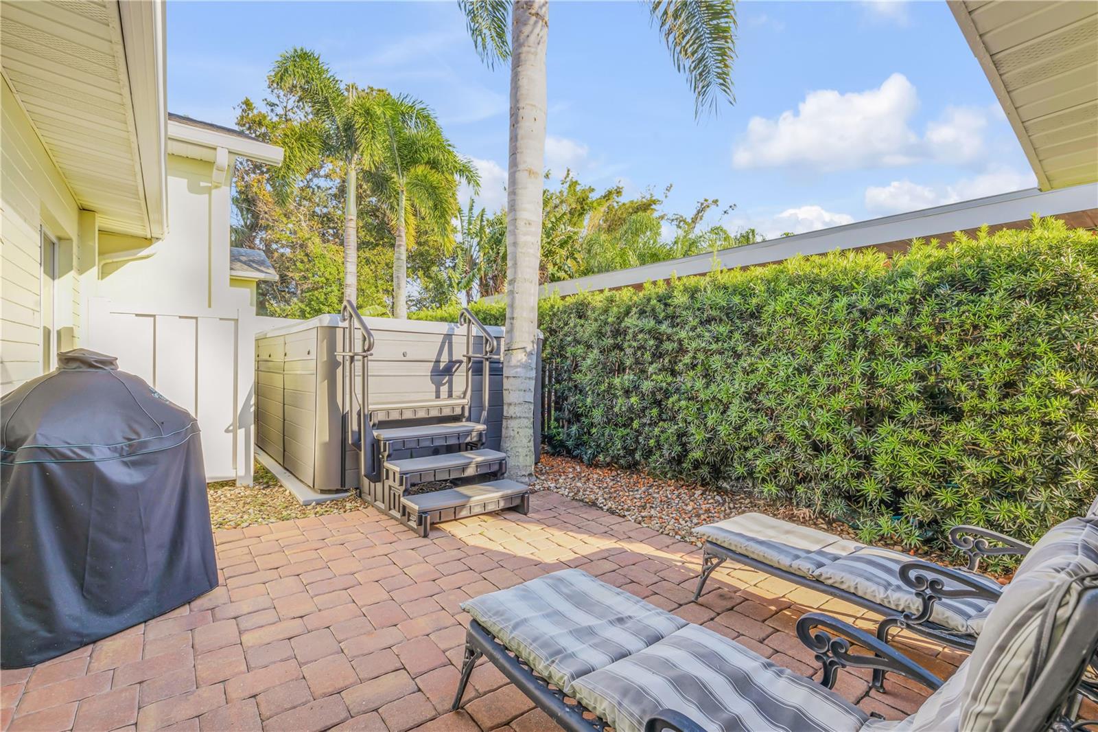 501 S PENINSULA AVE, NEW SMYRNA BEACH, FL, 32169