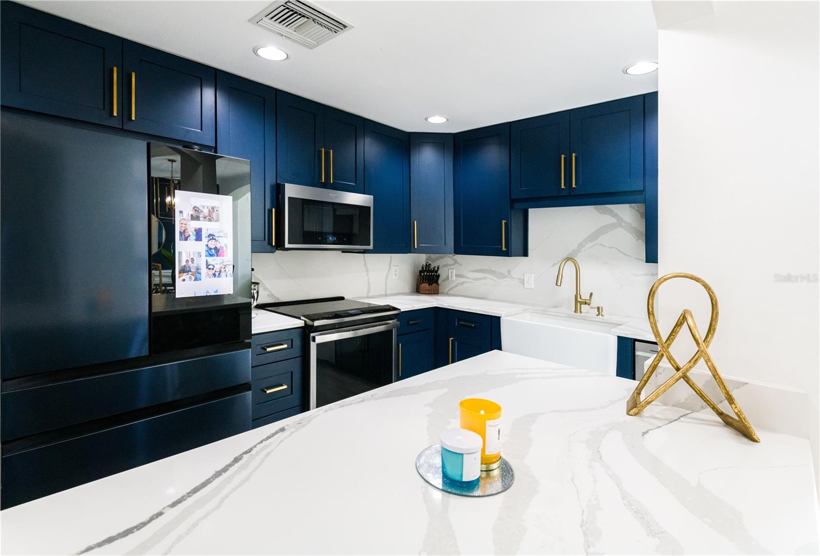 808 3RD AVE W #701, BRADENTON, FL, 34205