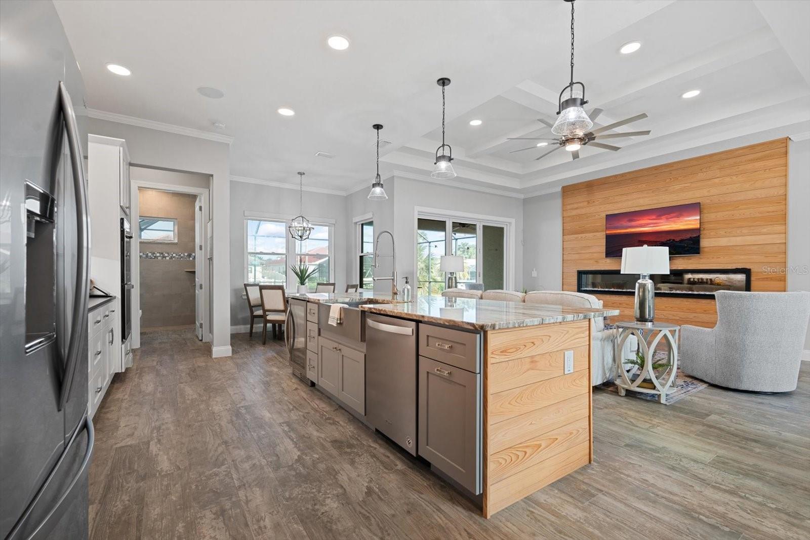 7 CARLOS CT, PALM COAST, FL, 32137