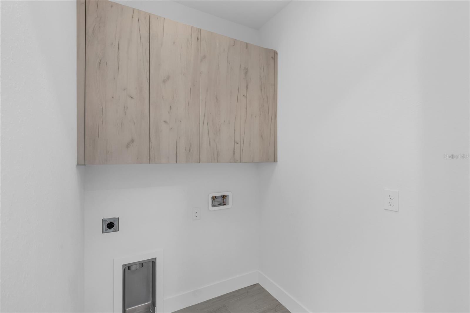 9176 ARRID CIR, PORT CHARLOTTE, FL, 33981