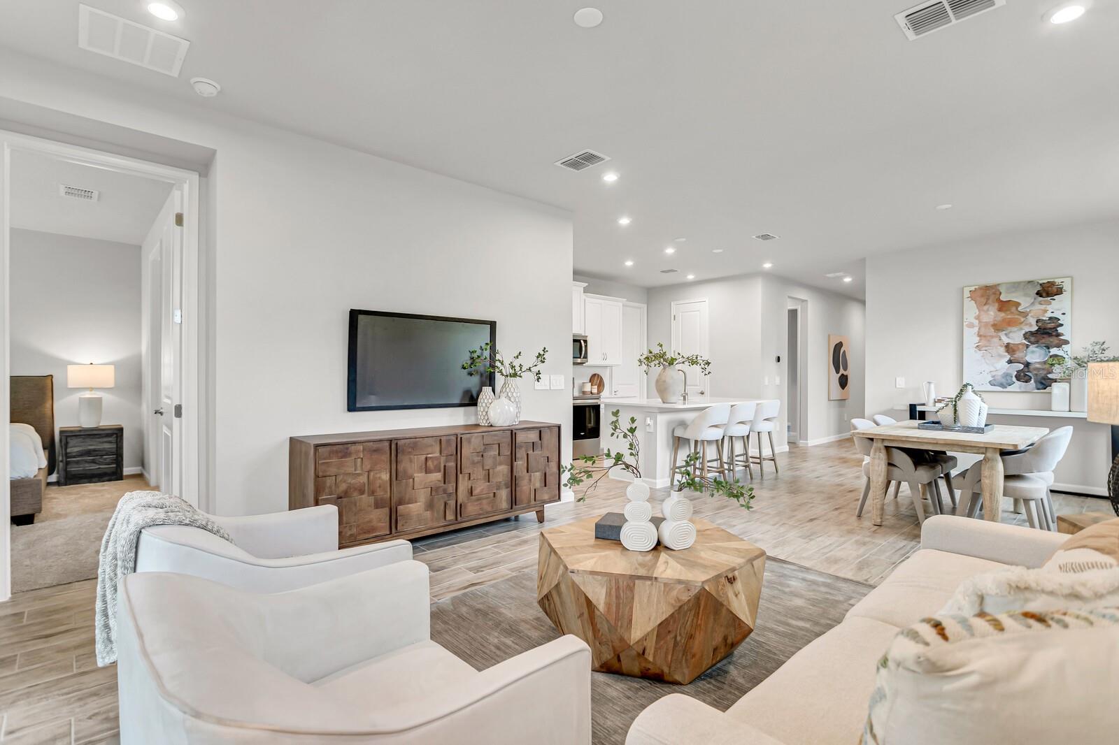3712 MAXWELL PARK DR, SUN CITY CENTER, FL, 33573
