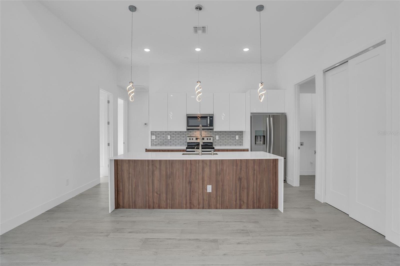 9108 SANTA LUCIA DR, PORT CHARLOTTE, FL, 33981